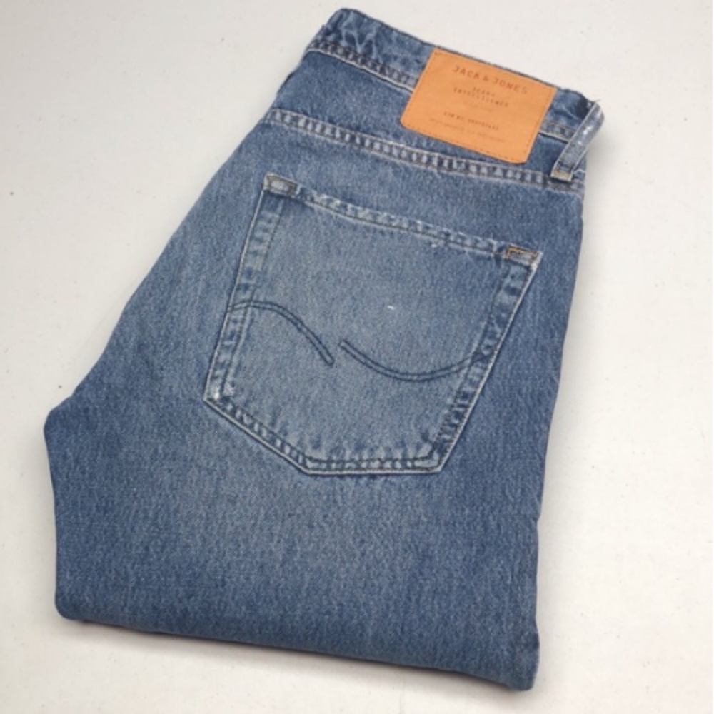PREMIUM JACK&JONES DISTRESS MIKE COMFORT FIT JEANS 28x32 ⭐️